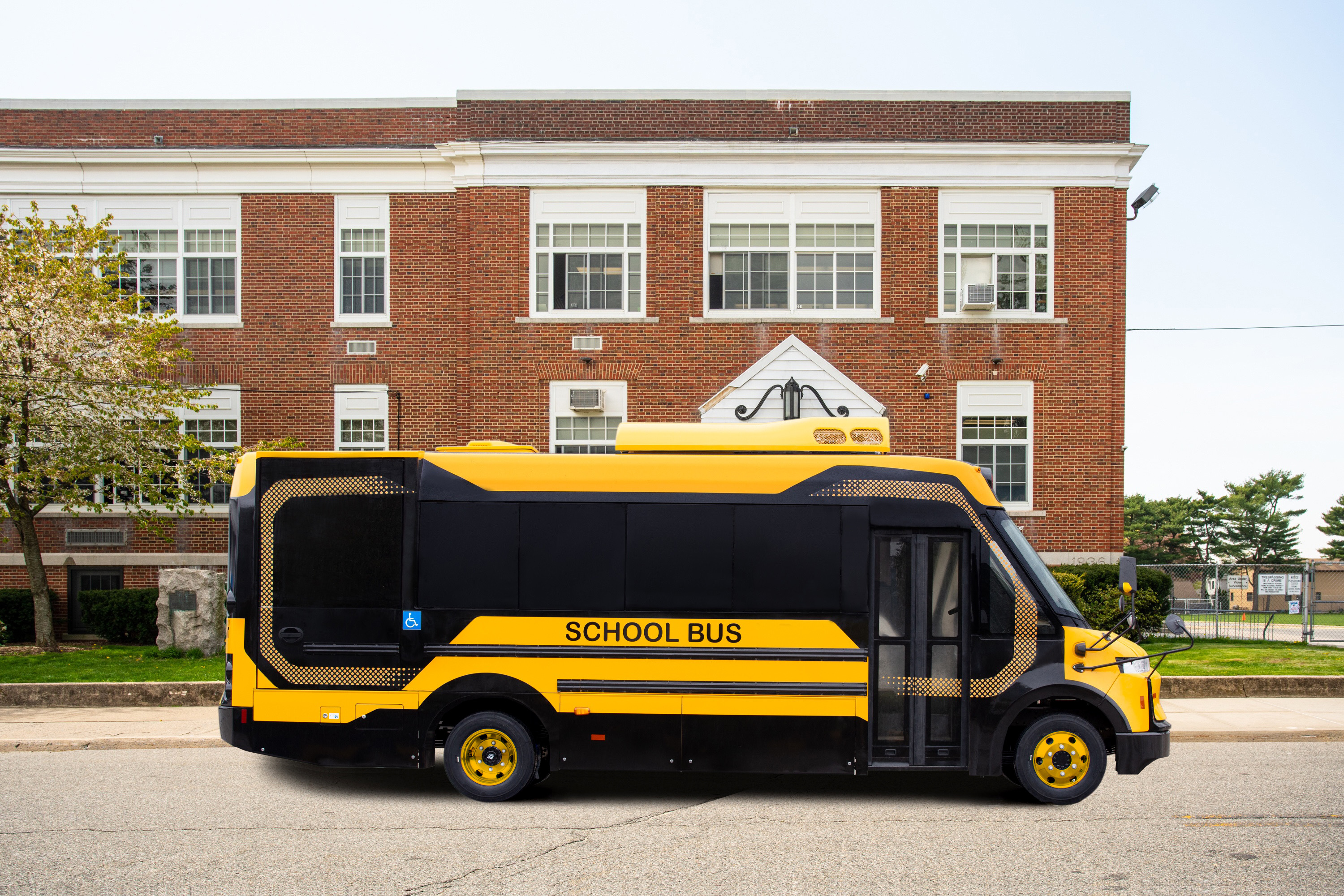 BYD lanza un autobús escolar eléctrico con batería Type A y tecnología V2G