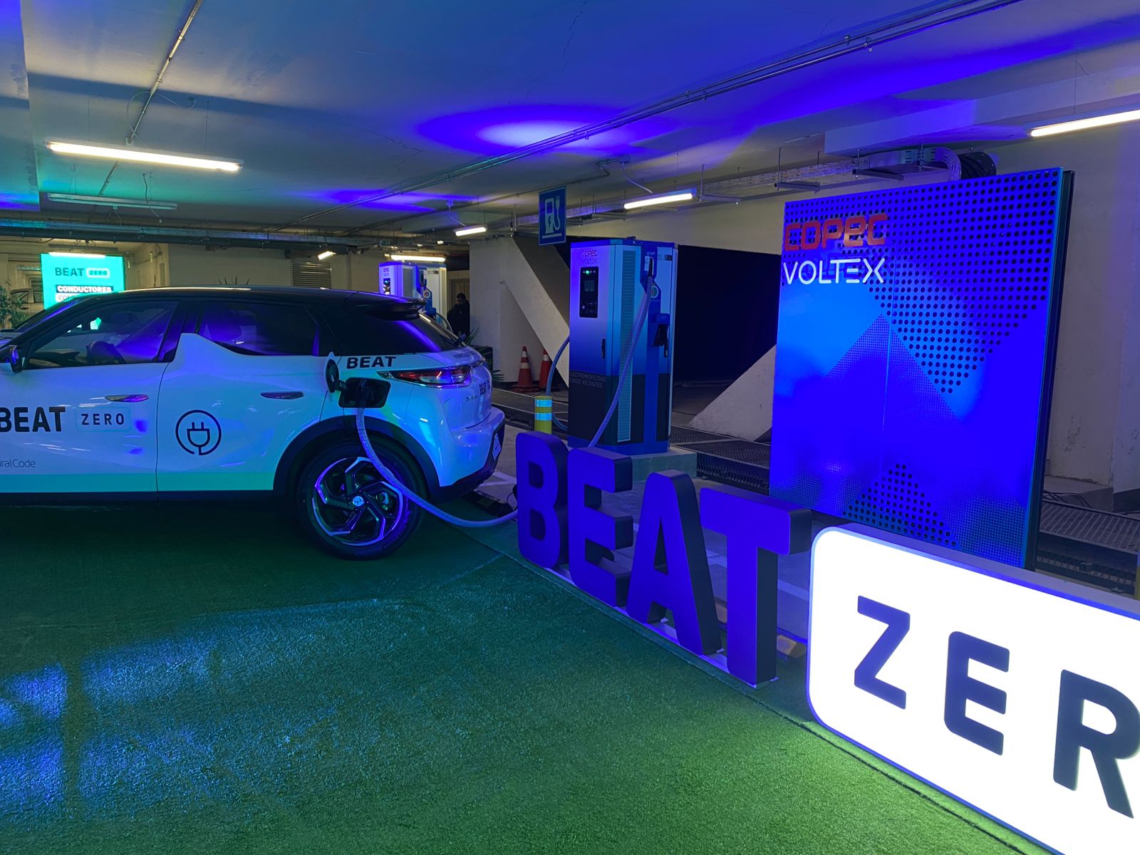 Copec Voltex desarrolla infraestructura de carga para energizar autos eléctricos de Beat