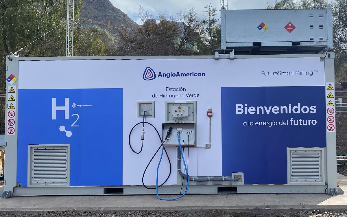 Se cumple un año desde la generación de primera molécula de Hidrógeno Verde para vehículos cero carbono en Chile