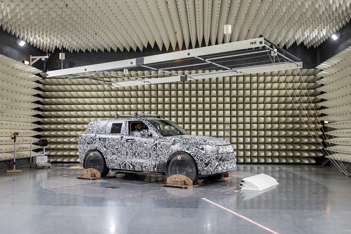 Jaguar Land Rover inaugura nuevo centro de pruebas para un futuro electrificado y conectado