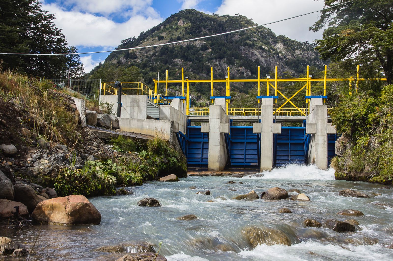 Centrales hidroeléctricas Carilafquén y Malalcahuello obtienen permiso definitivo para operar