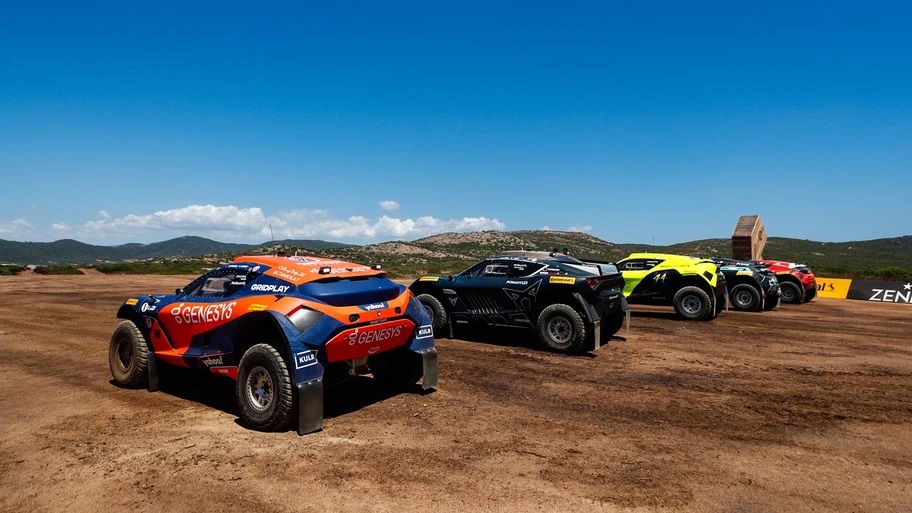 EY invita a ver carrera de autos eléctricos Extreme E que llega por primera vez a Chile
