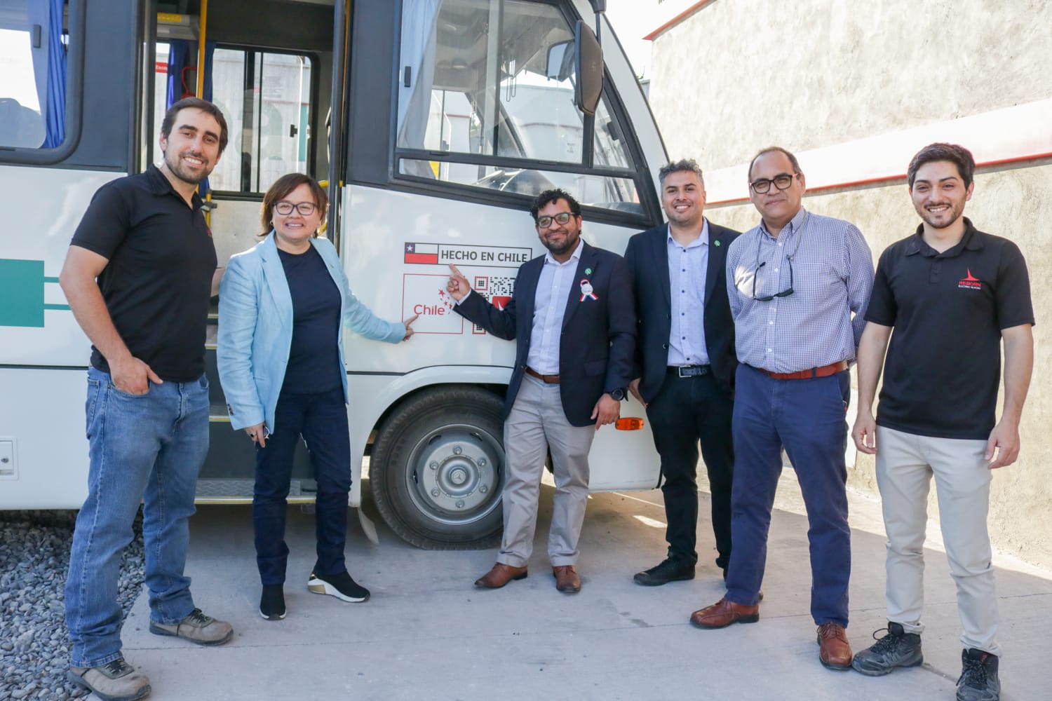 Subsecretario de Energía visita fábrica de buses eléctricos única en Latinoamérica