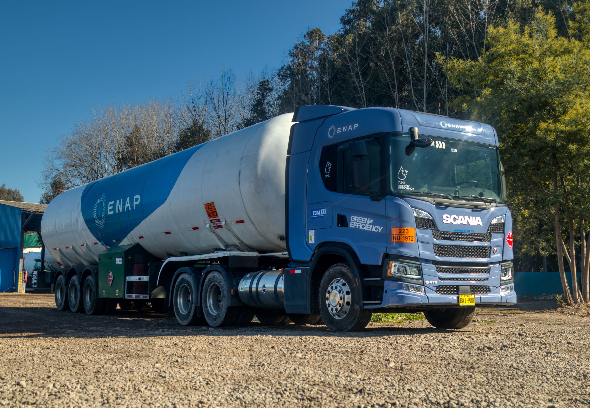 ENAP anuncia la incorporación de camiones a gas natural a su flota vehicular