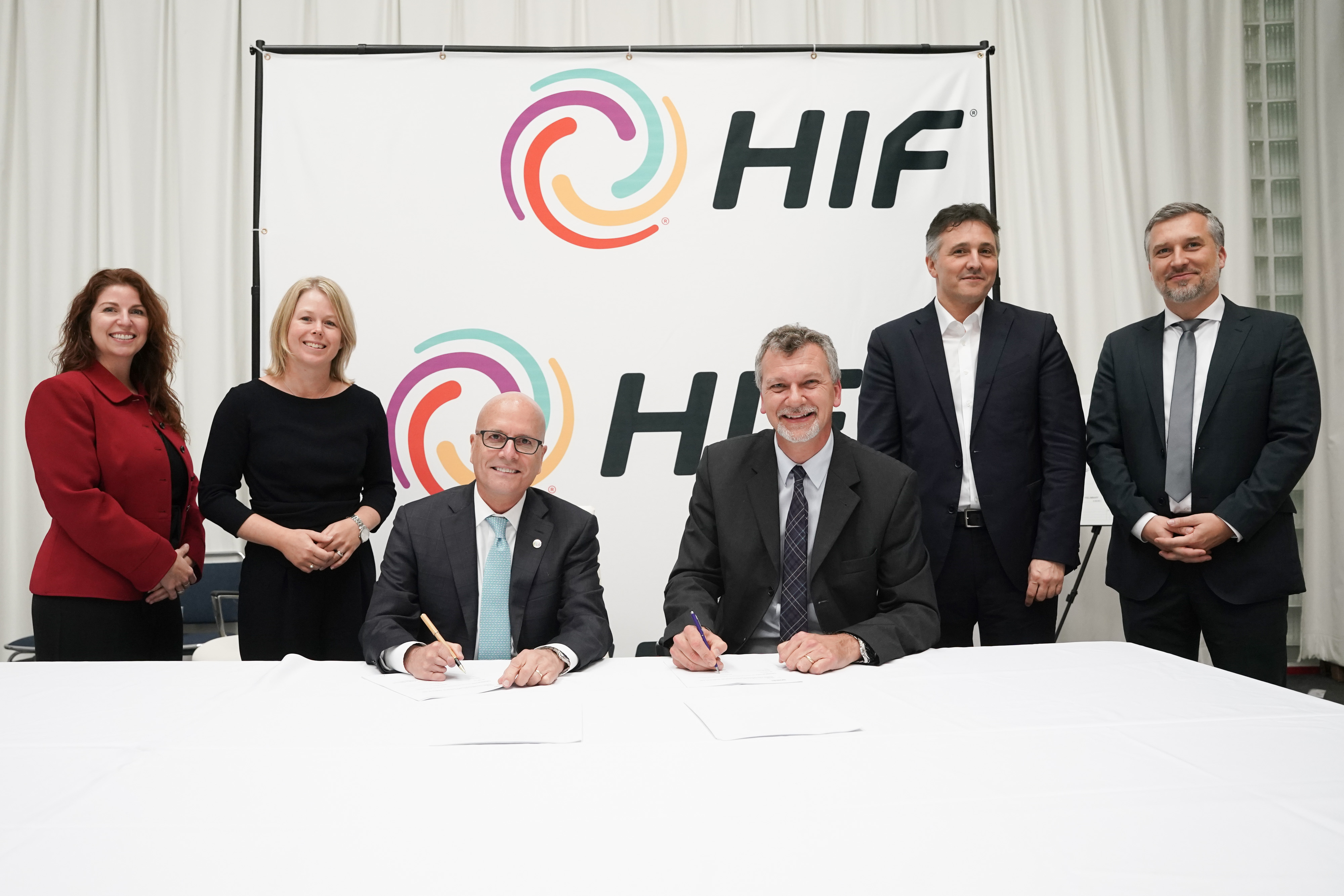 HIF Global cierra acuerdo con Siemens para contar con 1,8 GW de electrolizadores