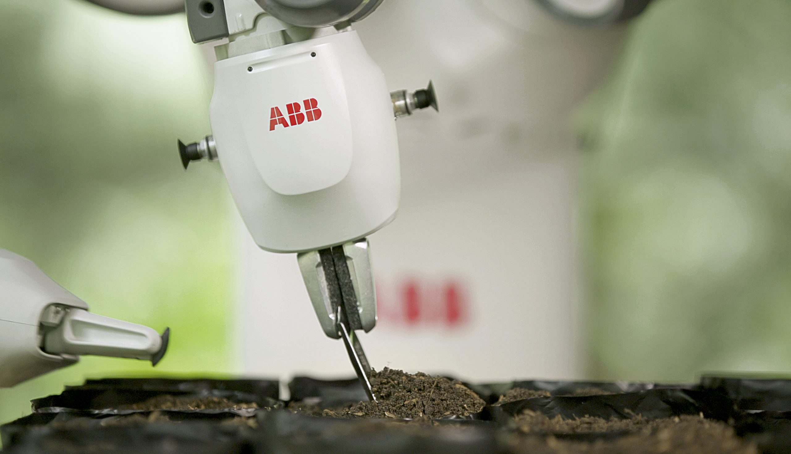 Robot de ABB automatiza proyecto de reforestación del Amazonas