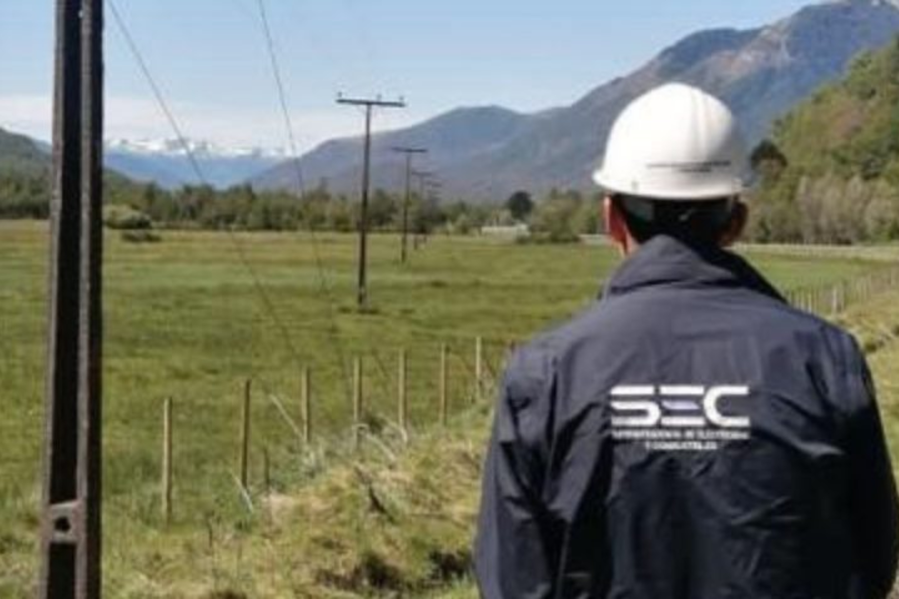 Araucanía: SEC revisa avance de los planes de acción de Saesa y Frontel