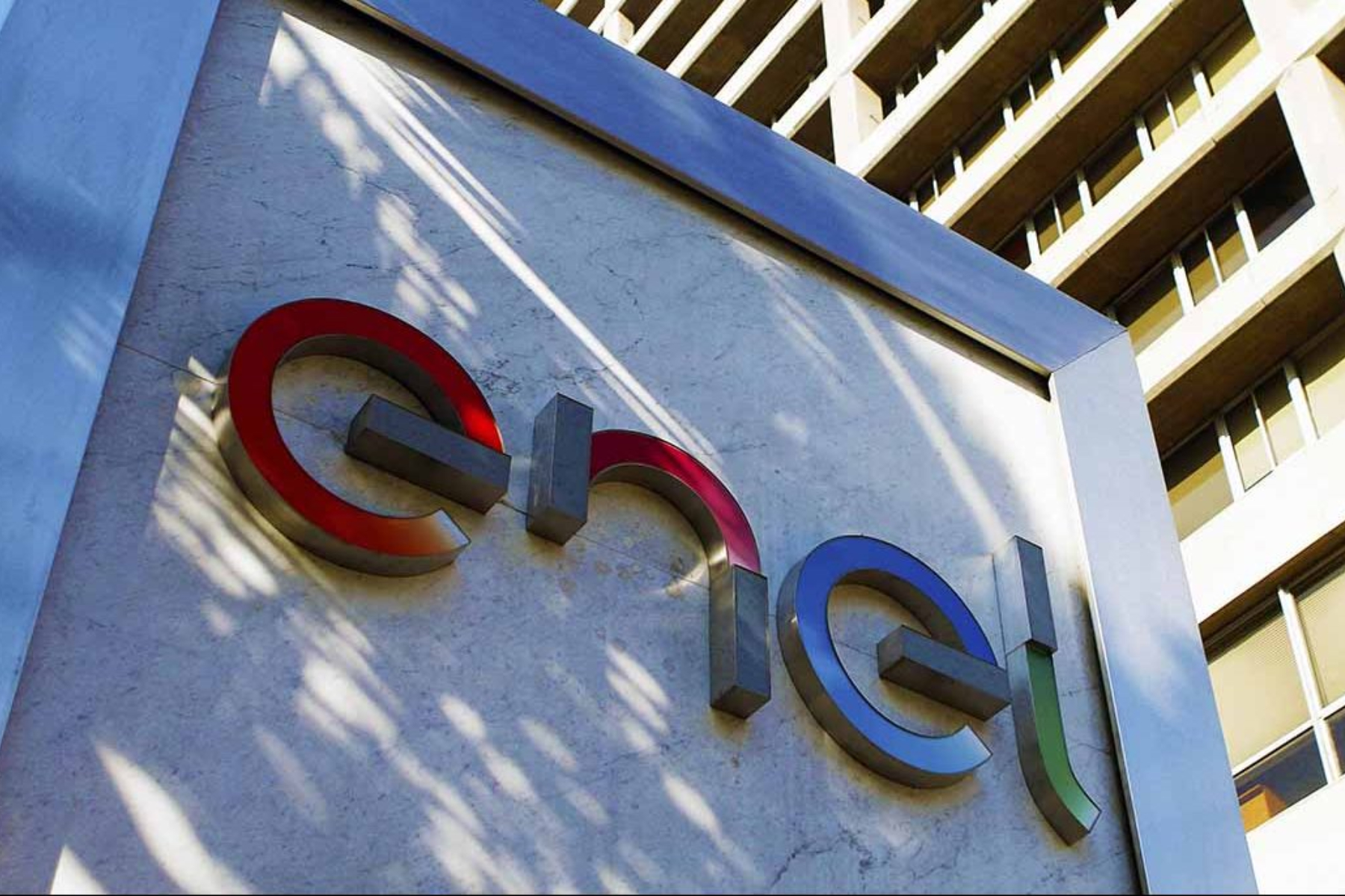 Enel Chile publica vacantes de trabajo para ingenieros y otros profesionales