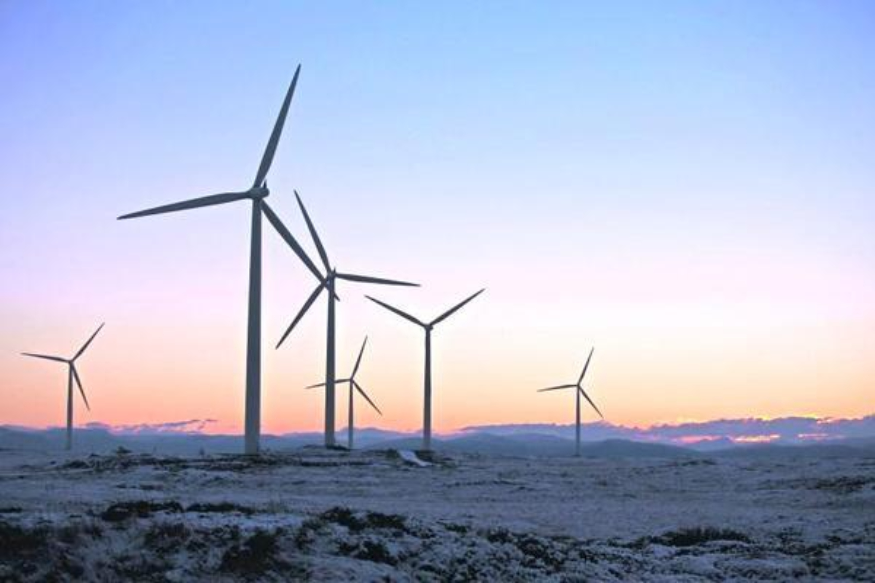 Proyecto híbrido de EDF Chile en Antofagasta inicia tramitación ambiental