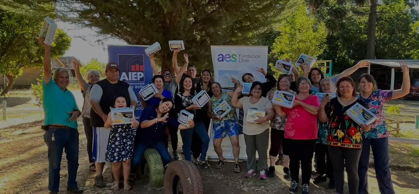AES Chile: Vecinos de Los Ángeles y Mulchén se capacitan en primeros auxilios