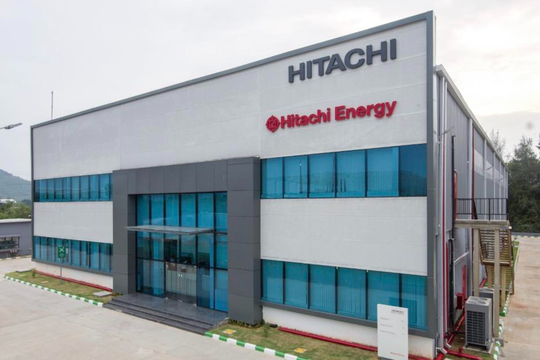 Hitachi Energy publica vacantes de trabajo para ingenieros y otros profesionales