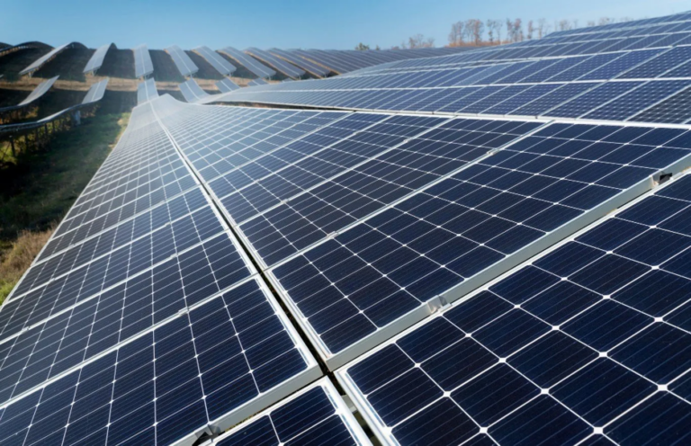 Reporte ERNC de la CNE registra 185 proyectos en construcción y 20.505 MW de capacidad instalada