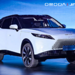 Modelo híbrido y enchufable: Presentan el nuevo Omoda 7 en el Salón del Automóvil