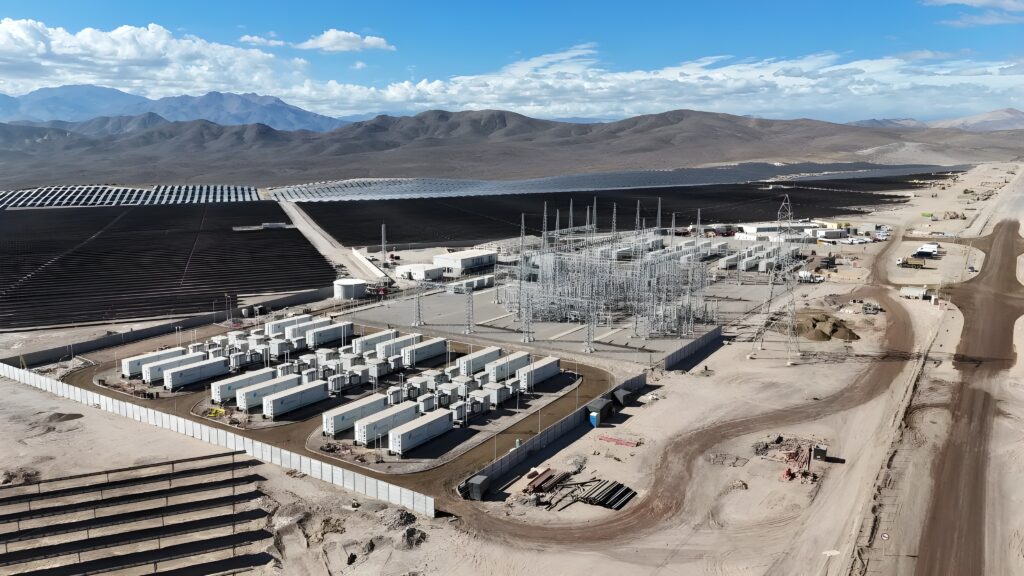 Vertimientos de energía renovable: Cuando la abundancia renovable supera la capacidad del sistema