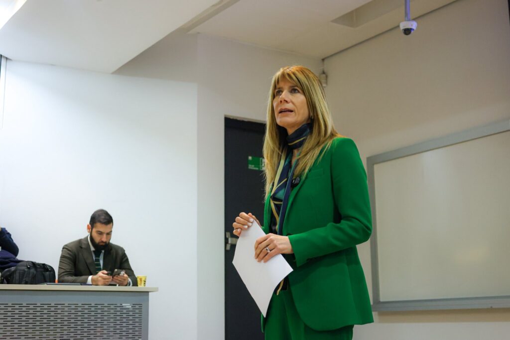 Ministerio de Energía inicia proceso participativo para elaborar reforma a la distribución y transmisión eléctrica