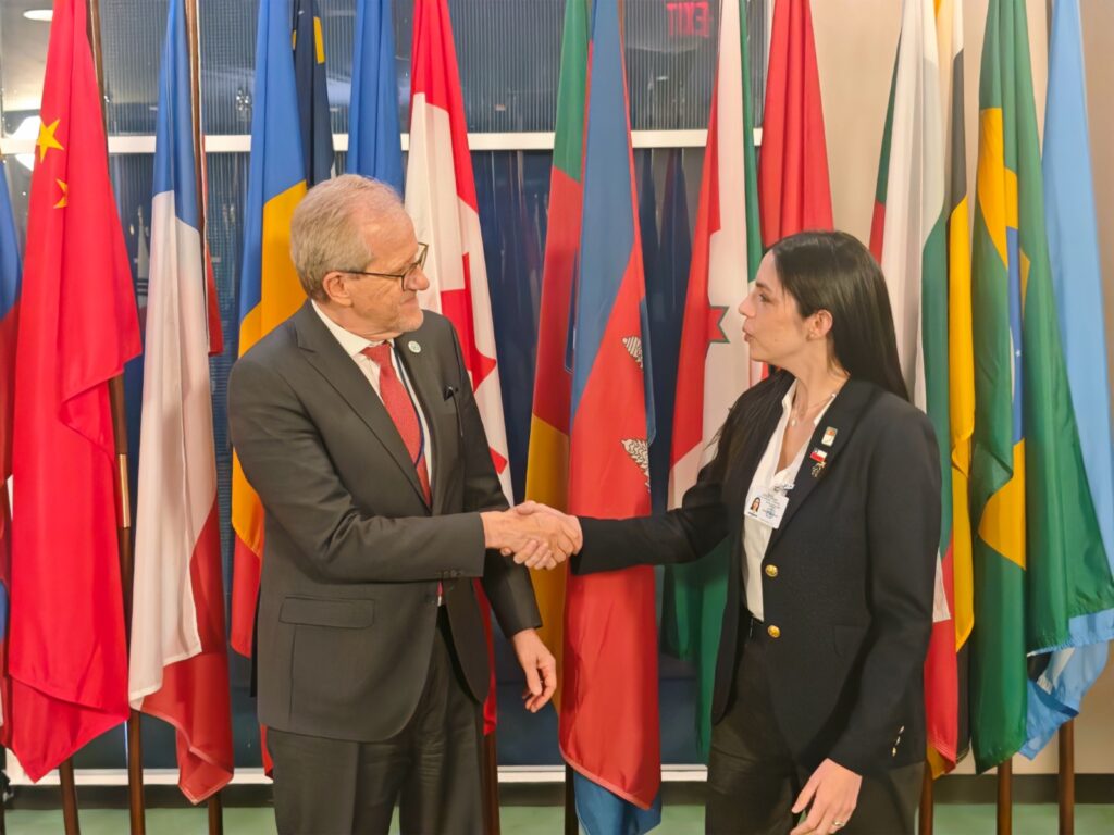 Ministra Toledo participa en 81° Asamblea General de Naciones Unidas y prepara agenda de Chile para la COP31