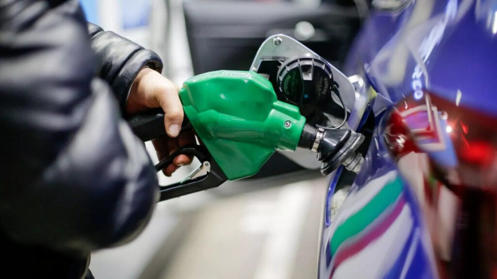 Enap confirma nueva alza del precio de los combustibles