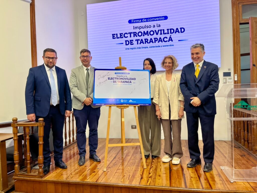 Tarapacá avanza en electromovilidad con firma de convenio público-privado por $500 millones