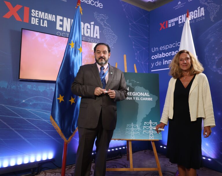 Olacde y Unión Europea refuerzan cooperación para impulsar la integración energética birregional